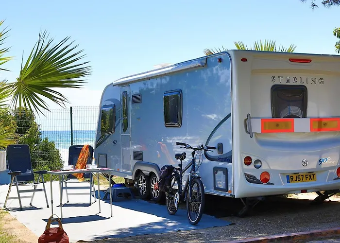 Camping Estival Torre de la Mora